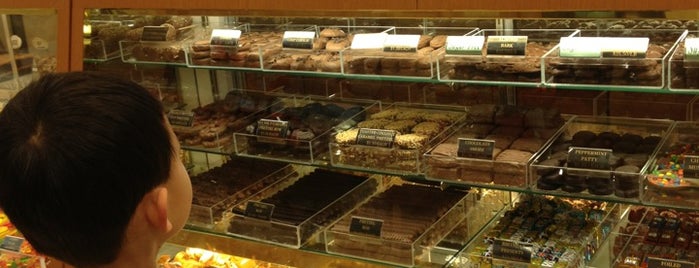 Munson's Chocolates is one of Westfarms Mall Stores.