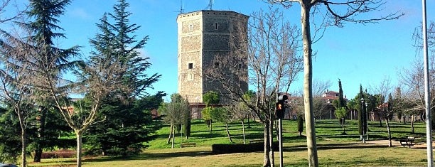 Deposito De La Chinchibarra is one of Lugares favoritos de Sergio.