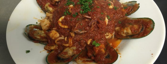 Lubrano's Italian Restaurant is one of Favorite Food.