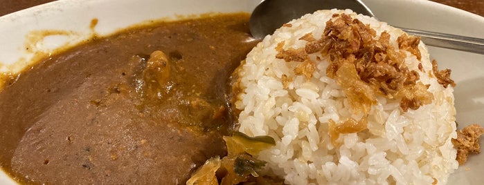 momocurry & cafe bar is one of カレー.
