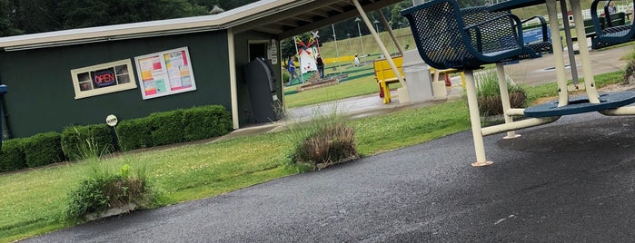 Rolling Greens Miniature Golf is one of Ohio To Do.