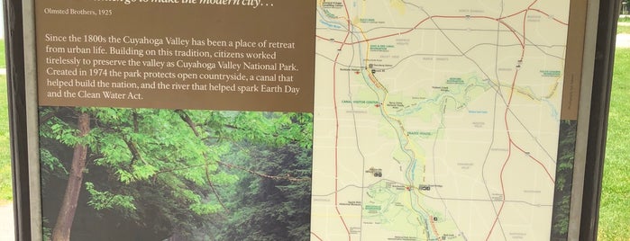 Cuyahoga Valley National Park - Boston Trailhead is one of Locais curtidos por Alyssa.