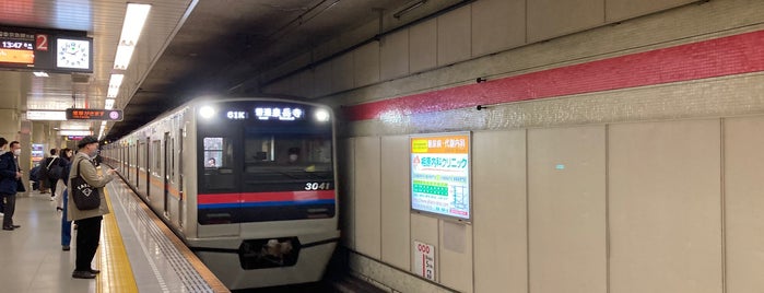 Nakanobu Station is one of Posti che sono piaciuti a 高井.
