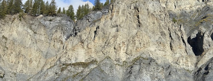 Pavillon du Mont Fréty is one of İtaly Courmayeur.