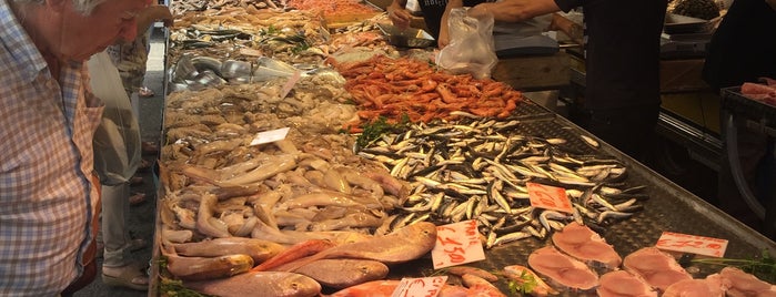 Il mercato del sabato is one of Италия.