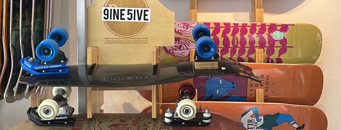 9ine 5ive Skateshop is one of Skate Shops and Skate Parks of Thailand.