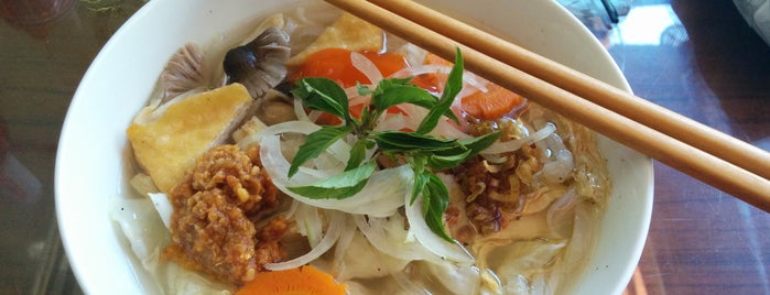 Minh Hiên - Quán Chay (Vegetarian) is one of Posti che sono piaciuti a Joscha.
