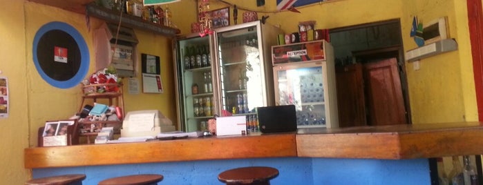 East Timor Backpackers Hostel & Bar is one of Dan'ın Beğendiği Mekanlar.