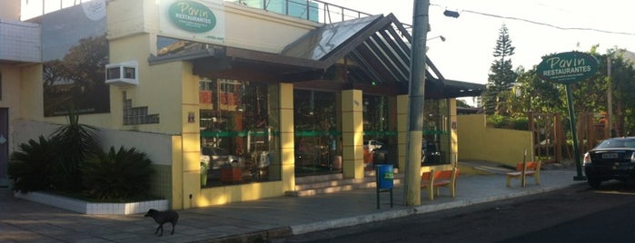 Pavin Restaurantes is one of Tempat yang Disukai Fortunato.