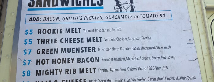 Roxy's Gourmet Grilled Cheese Truck is one of Boston Vegan.