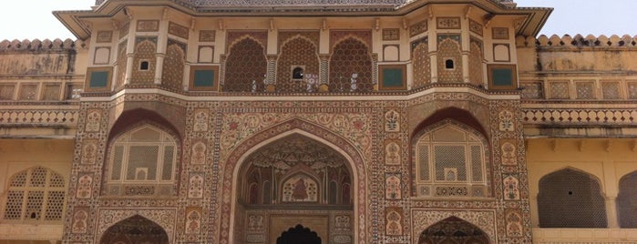 Amer Fort is one of Jaipur's Best to See & Visit.