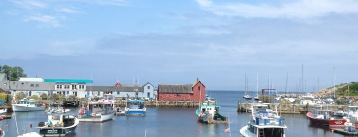 Downtown Rockport is one of Lugares favoritos de BECKY.