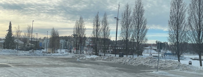 Jyväskylän satama is one of Lugares favoritos de Katariina.