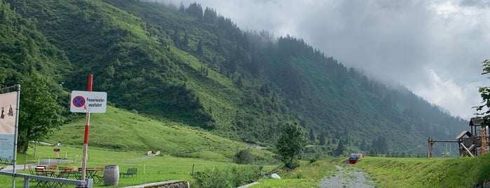 Stuben am Arlberg is one of สถานที่ที่ Alexey ถูกใจ.