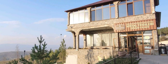 Divan-ı Gazi Cafe is one of Kars -Ardahan -Erzurum.