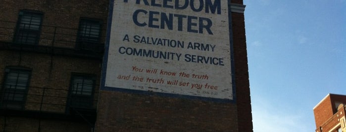 Salvation Army Harbor Light Center is one of Gespeicherte Orte von Stacy.