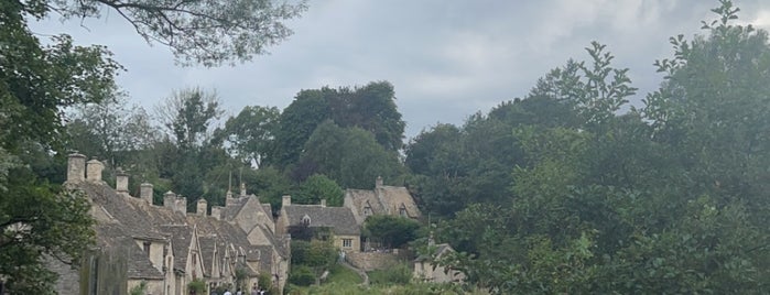 Bibury Water Works is one of London.