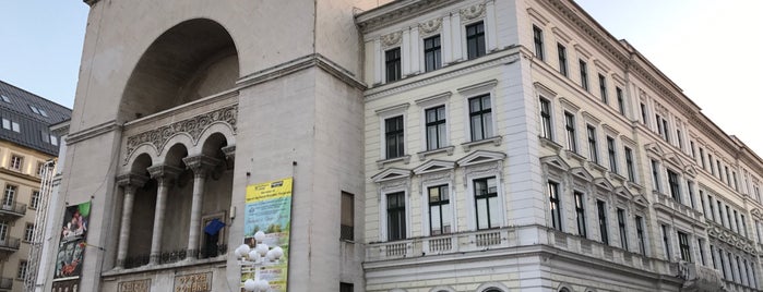 Teatrul Național Timișoara is one of Timisoara.