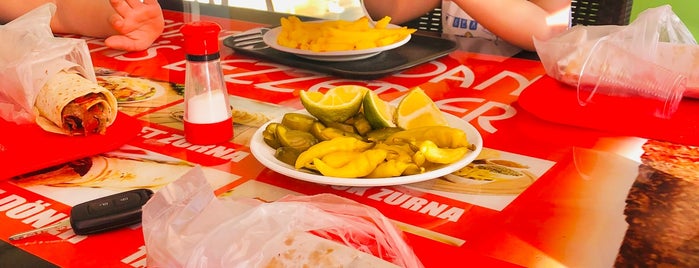 Suat Döner is one of Arsuzdaki en iyi yemek yerleri.