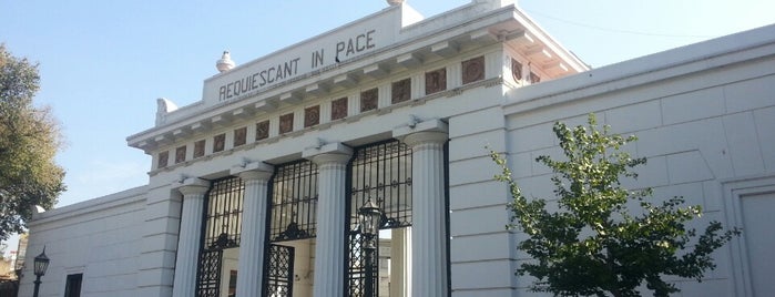 Cemitério da Recoleta is one of Buenos Aires.