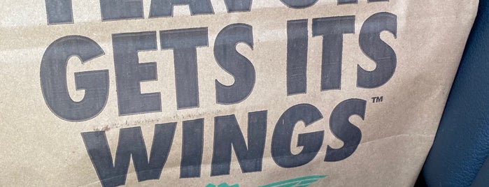 Wingstop is one of Locais curtidos por jake.