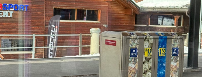 Bahnhof Klosters Platz is one of Bahnhöfe Top 200 Schweiz.