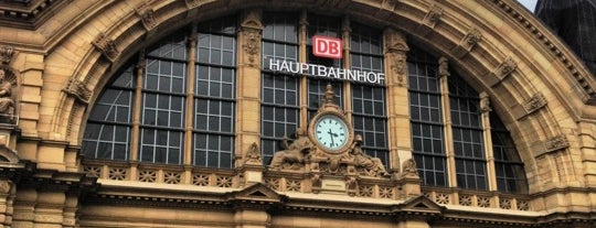 Frankfurt (Main) Hauptbahnhof is one of Tempat yang Disukai Vangelis.