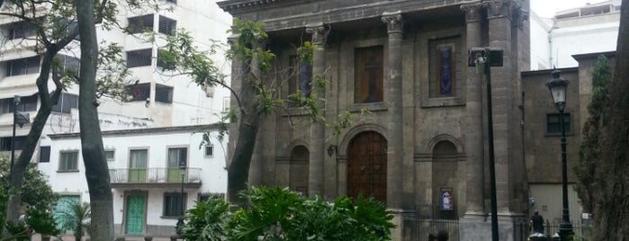 Templo de Nuestra Señora del Carmen is one of Tempat yang Disukai Oscar.