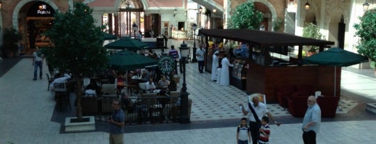 Starbucks is one of GCC Must visit.