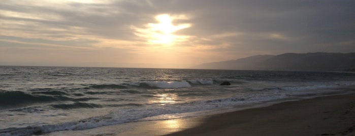 Zuma Beach is one of City of Angels.