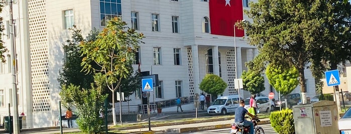 Çevre ve Şehircilik İl Müdürlüğü is one of Çınar : понравившиеся места.