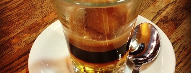 Caffè del Porto is one of Viola 님이 좋아한 장소.