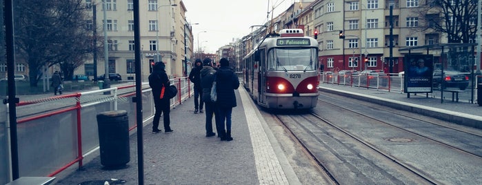 Nádraží Vršovice (tram) is one of LL MHD stations part 1.