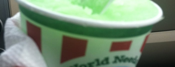 Rita's Water Ice is one of Orte, die Russell gefallen.