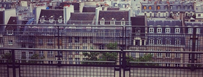 Centre Pompidou – Musée National d'Art Moderne is one of Nikita'nın Beğendiği Mekanlar.