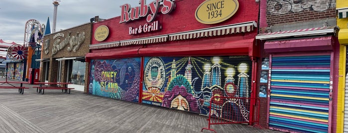 Ruby's Bar & Grill is one of Coney Is.