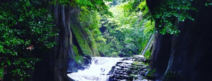 Nomizo Falls is one of Cool JAPAN,Amazing JAPAN.