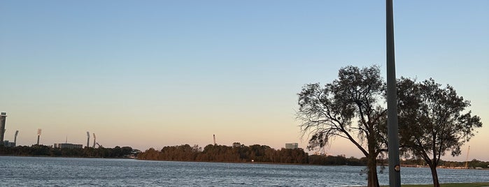 Swan River is one of Perth Trip.