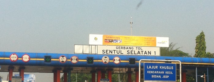 Gerbang Tol Sentul Selatan 1 is one of Buitenzorg.
