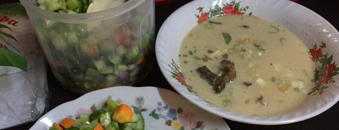 Soto Betawi Asli Bang Ujang is one of Favorite Food.