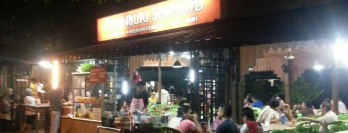Chunburi Seafood Corner Kampong Baru is one of Pusing-pusing KL.