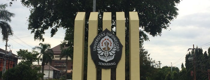 Universitas Diponegoro is one of Semarang Trips.