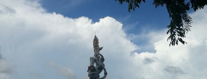 Dewa Ruci Statue (Simpang Siur Roundabout) is one of Bali Trip.