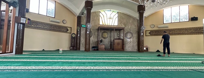 Masjid Al Karomah is one of 21.10 Masjid.