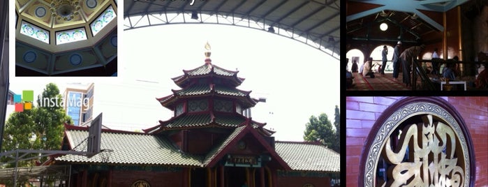 Masjid Cheng Hoo is one of City of Heroes.