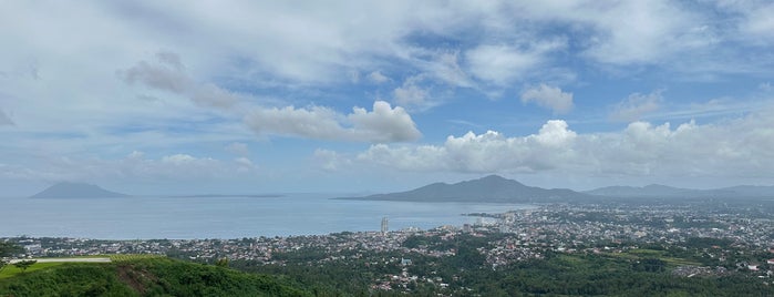 Manado is one of Kota Tinutuan.