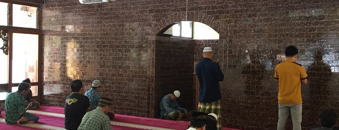Masjid Al-Huda is one of Ngayogyakartahadiningrat.