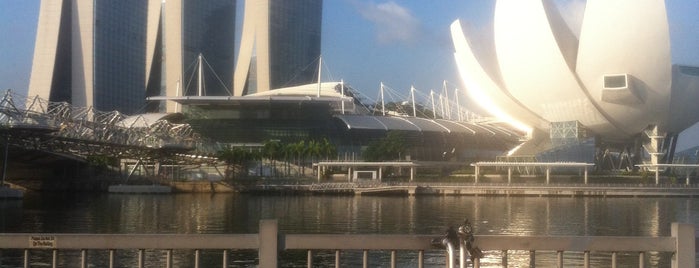 Marina Bay Sands Hotel is one of Singapore Short trip 2022.