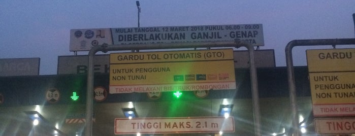 Gerbang Tol Bekasi Barat 2 is one of Highways.