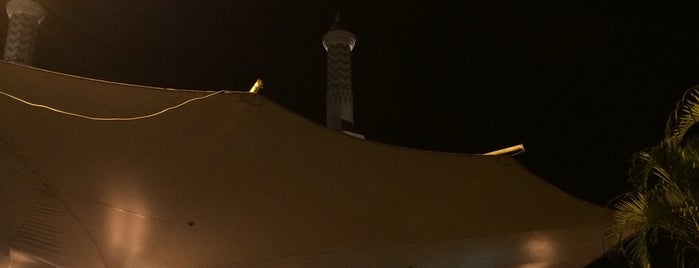 Mesjid 'Aliyah is one of Masjid.